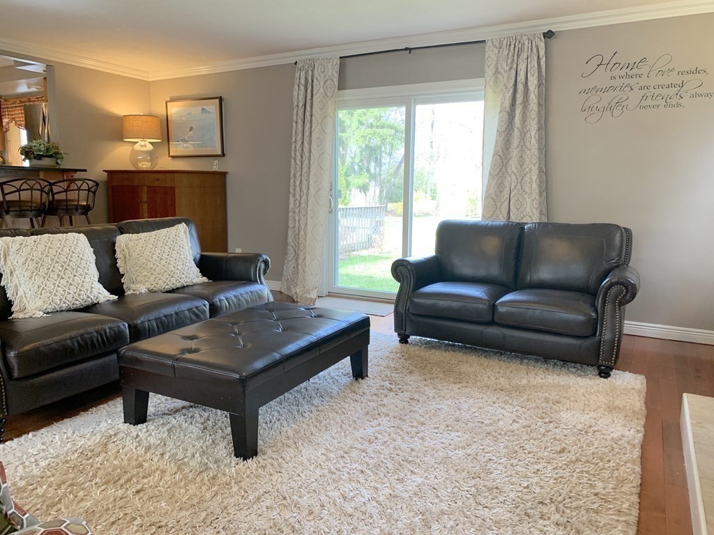 65 Viscount Road Longmeadow, MA 01106 - Photo 13 of 37