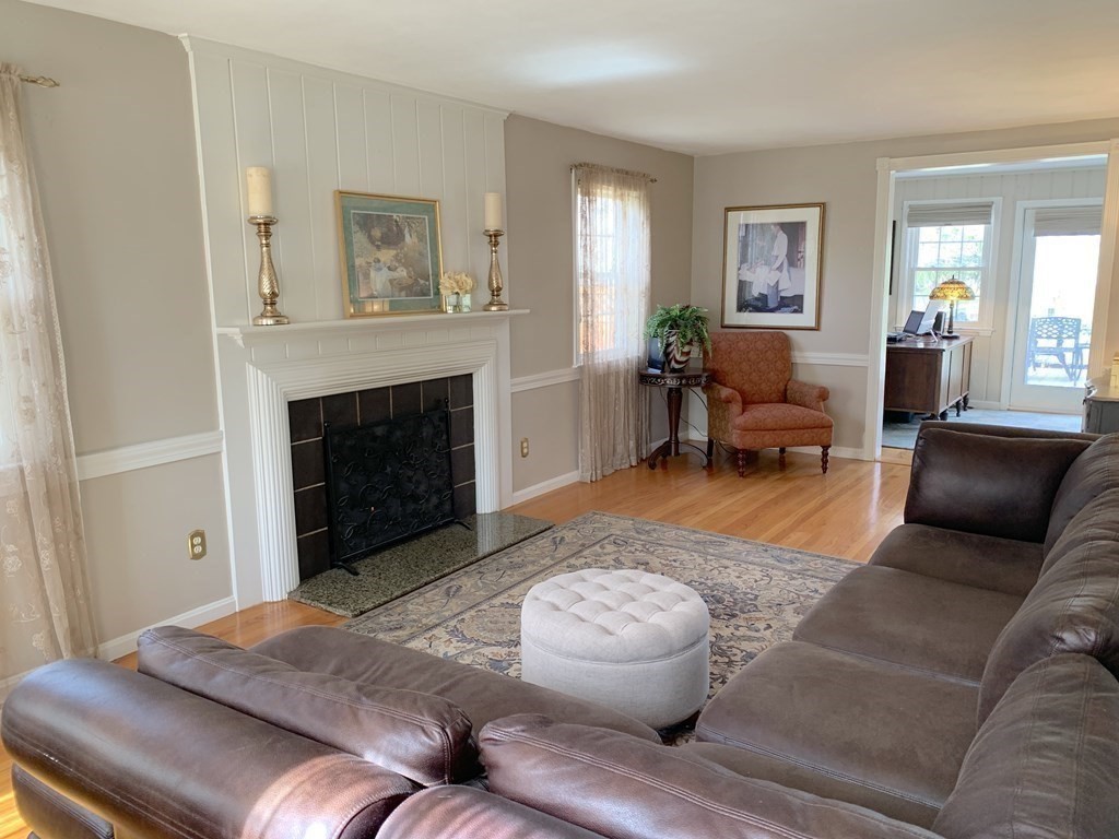 65 Viscount Road Longmeadow, MA 01106 - Photo 18 of 37