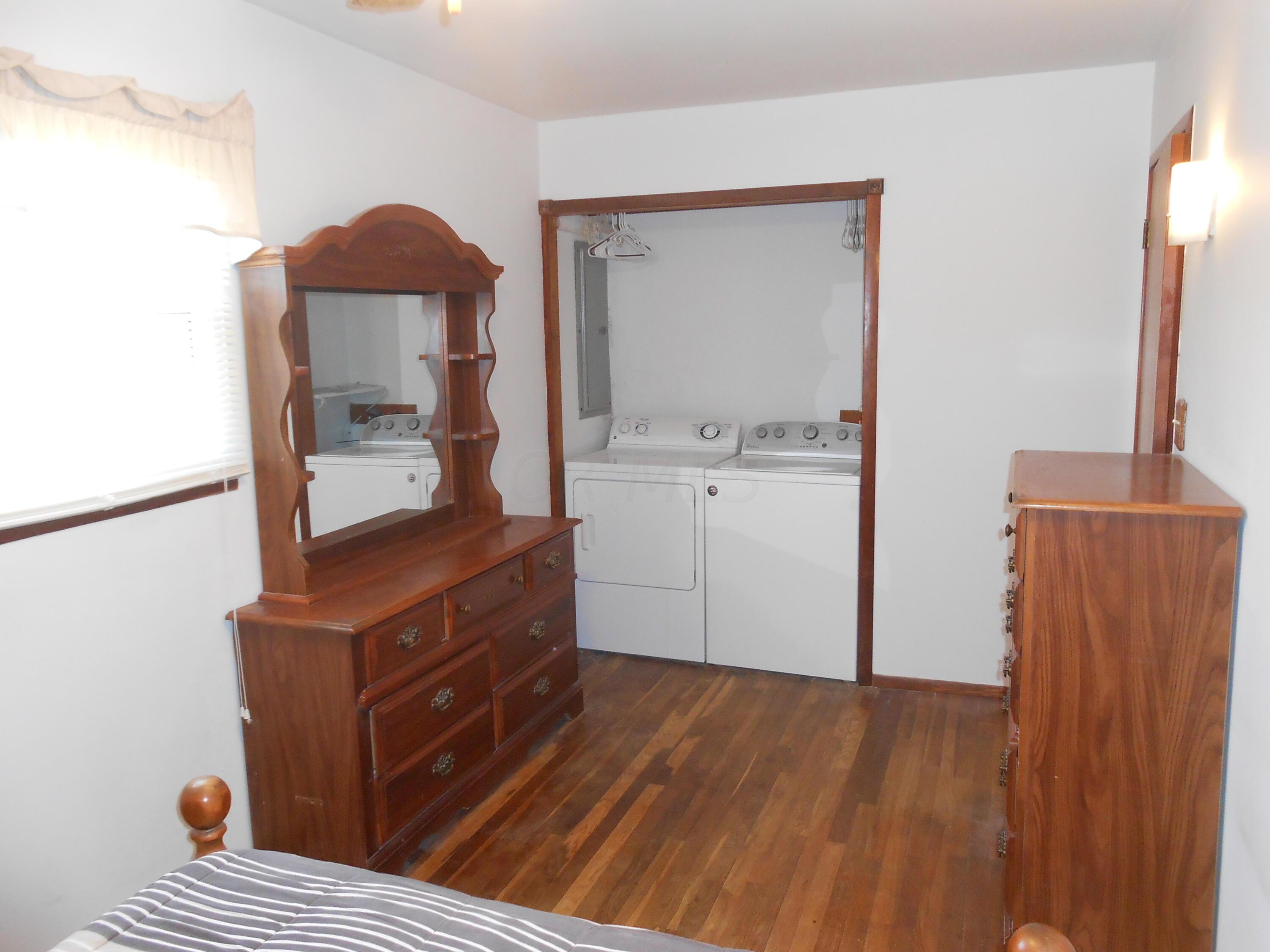 7077 Fairmount Road Newark, OH 43056 - Photo 11 of 25 DSCN9540