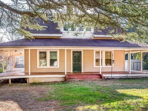 a front view of house with yard