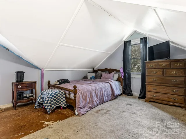 $350,000 | 411 Walker Street, Columbus, NC 28722