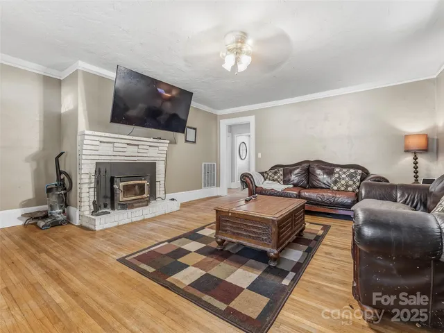 $350,000 | 411 Walker Street, Columbus, NC 28722