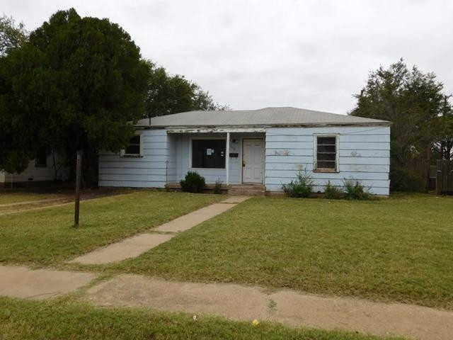 1512 36th Street Lubbock, TX 79412 - Photo 1 of 10 Photo 1