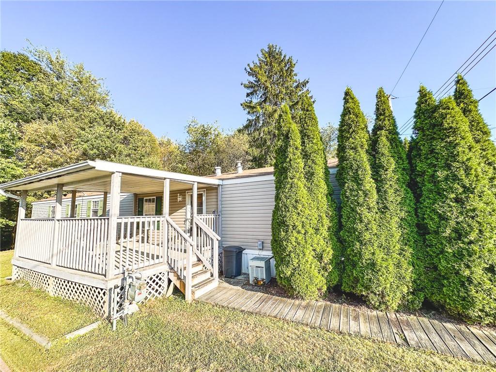 153 Ash Street Rochester, PA 15074 - Photo 2 of 15