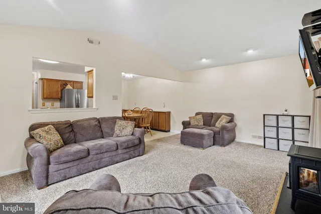 $599,000 | 66 Laurel Circle, Newtown, PA 18940