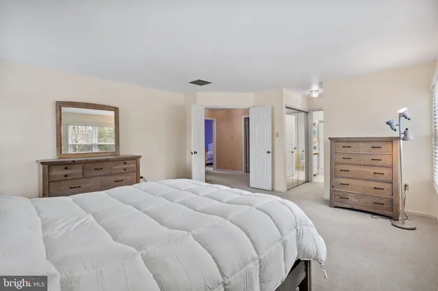 $599,000 | 66 Laurel Circle, Newtown, PA 18940