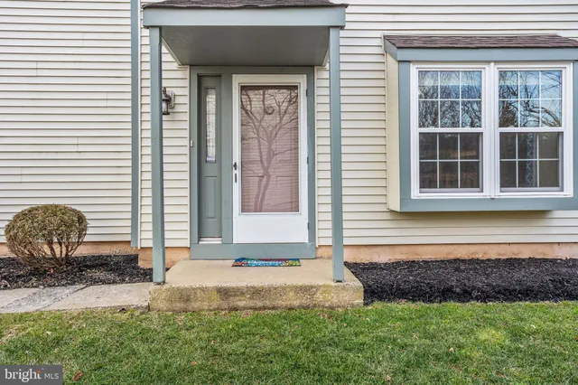 $599,000 | 66 Laurel Circle, Newtown, PA 18940