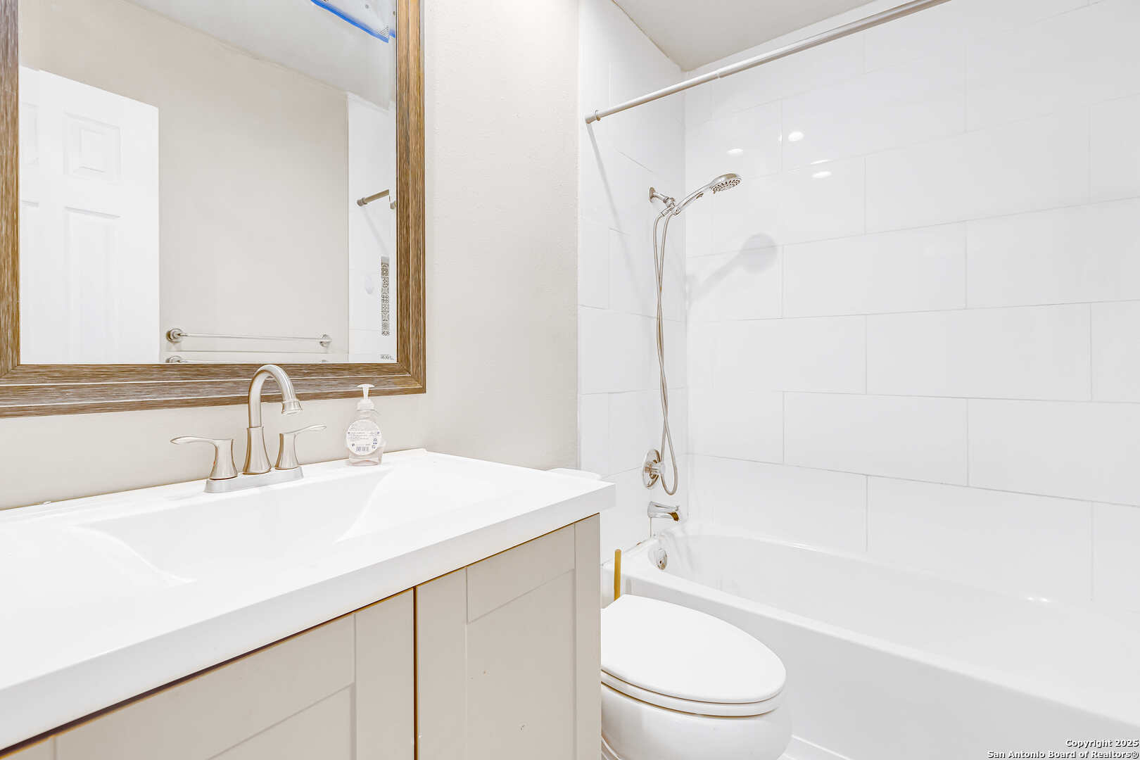 8308 Spring Town Street Converse, TX 78109 - Photo 23 of 31