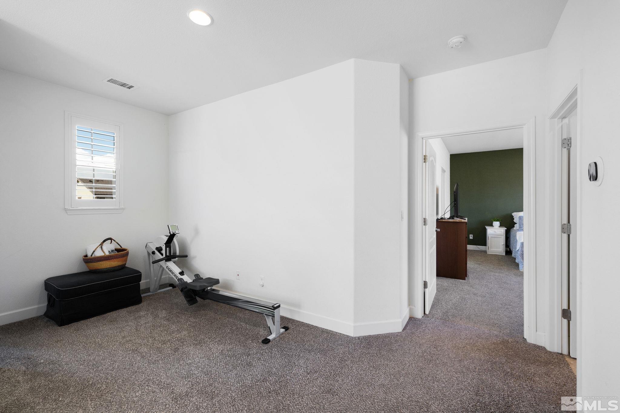 10656 Foxberry Park Drive Reno, NV 89521 - Photo 14 of 31