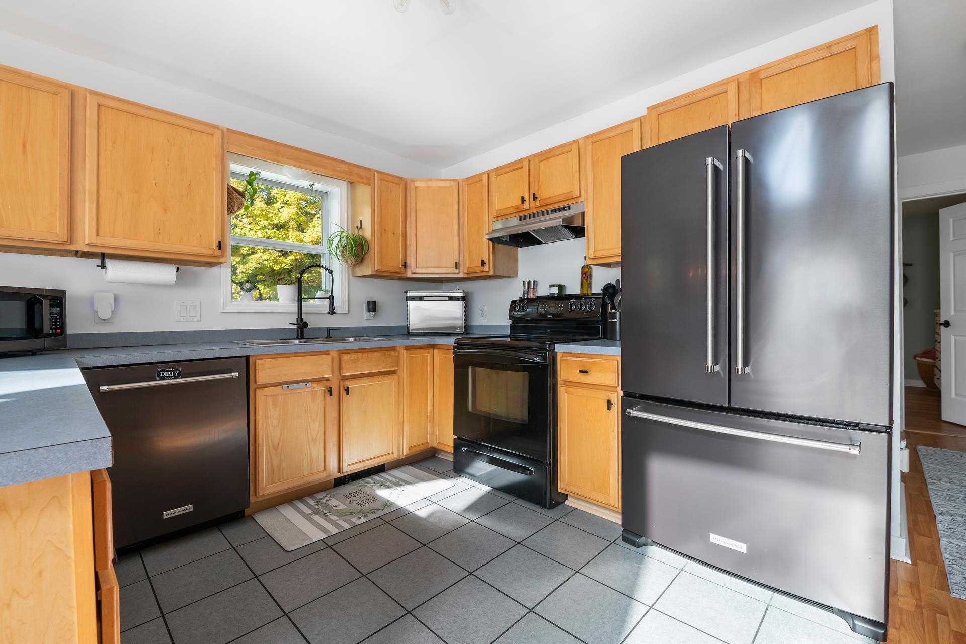 34 High Pond Road Grantham, NH 03753 - Photo 4 of 49