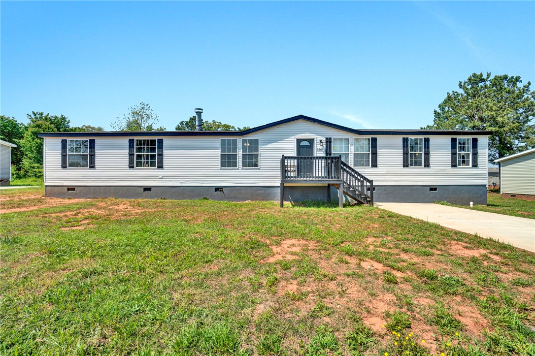 104 Garrett Maxwell Road Anderson, SC 29626 - Photo 1 of 36