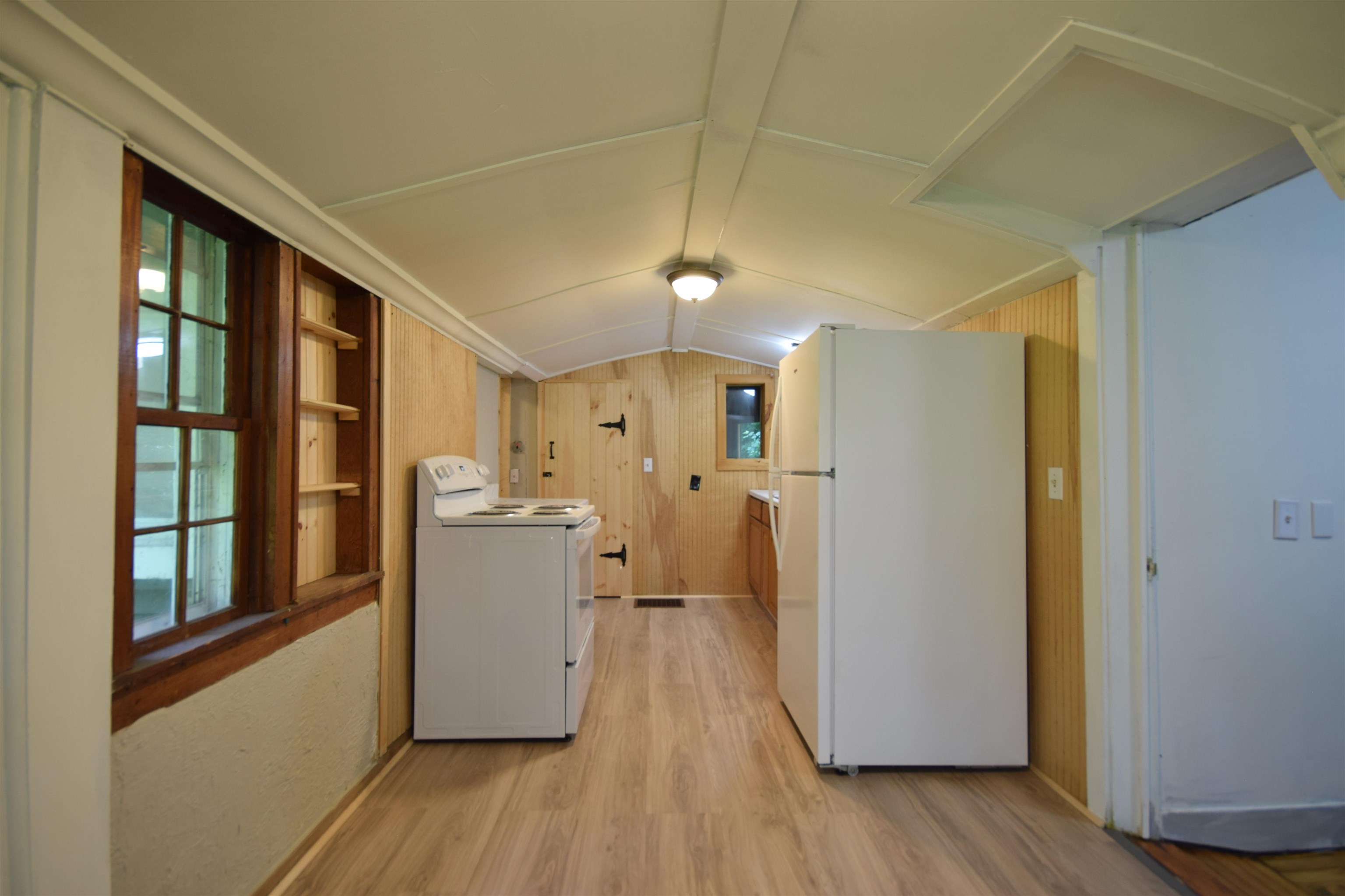 193 Highway 15 Johnson, VT 05656 - Photo 6 of 16