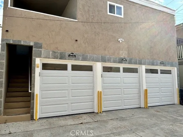 $7,395 | 904 West Balboa Boulevard, Newport Beach, CA 92661