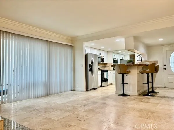 $7,395 | 904 West Balboa Boulevard, Newport Beach, CA 92661