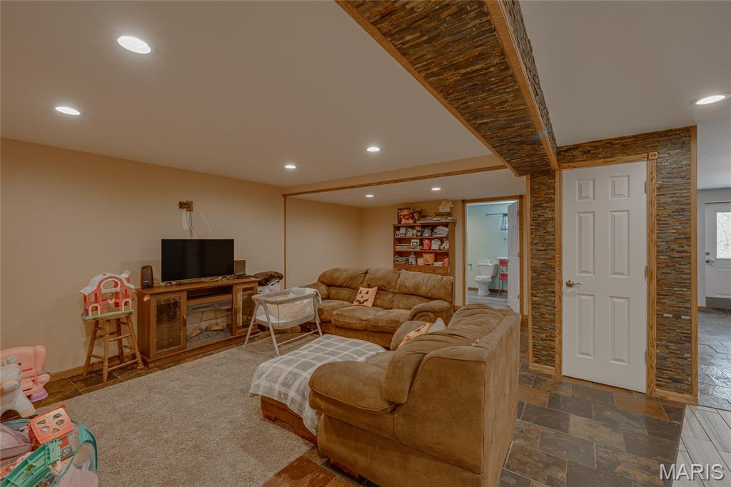 8025 Berry Road Bonne Terre, MO 63628 - Photo 36 of 44 Gallery Image 36