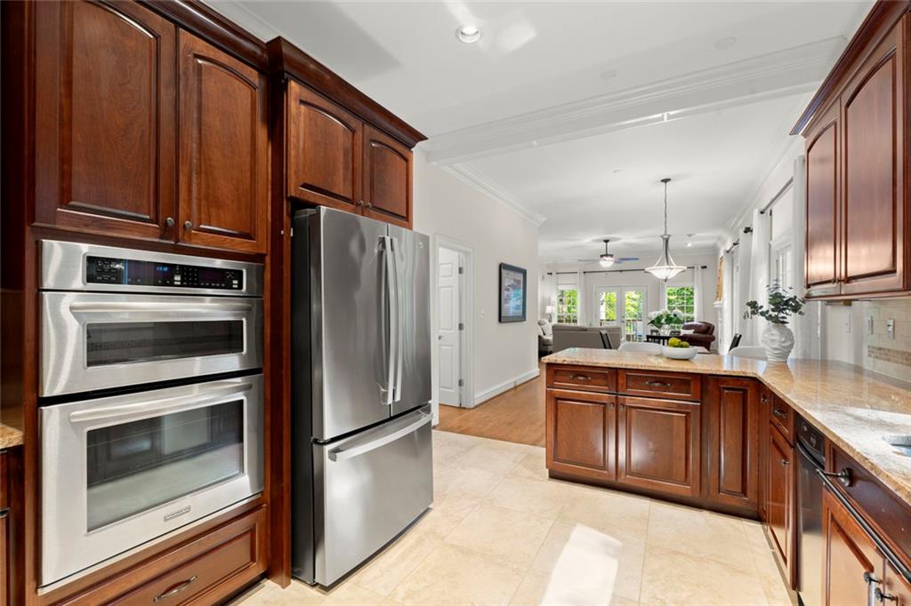 1236 Riversound Court Marietta, GA 30068 - Photo 14 of 58 Gallery Image 14