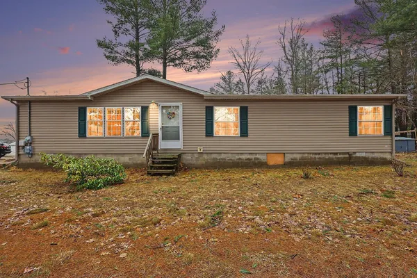 $299,900 | 1799 North Lakeview Drive, Mears, MI 49436