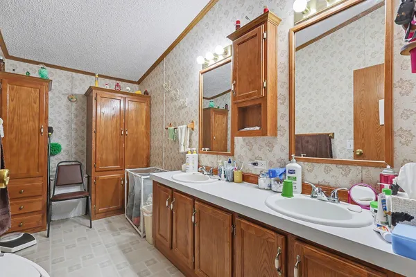 $299,900 | 1799 North Lakeview Drive, Mears, MI 49436
