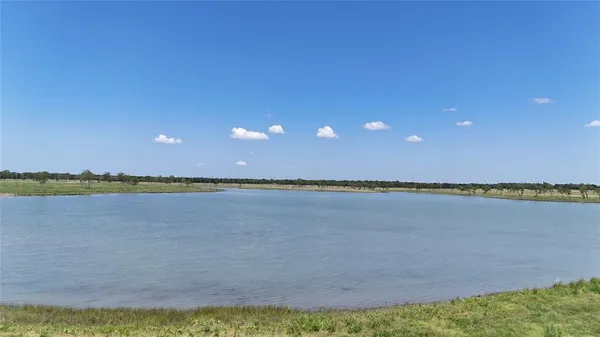 $175,000 | 197 Waterfront Club Drive, Corsicana, TX 75109