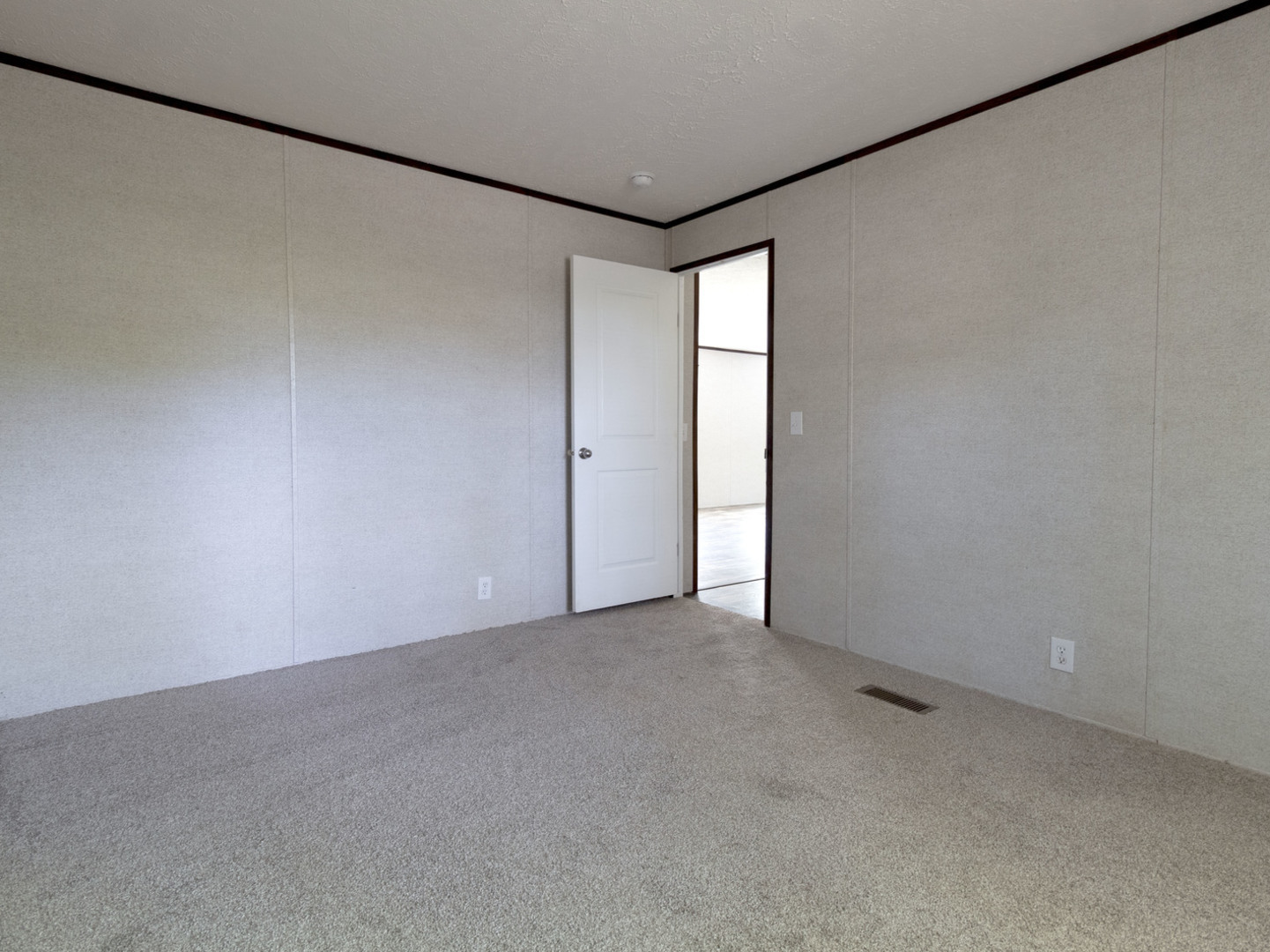 5450 Sand Ridge Road Morris, IL 60450 - Photo 12 of 15