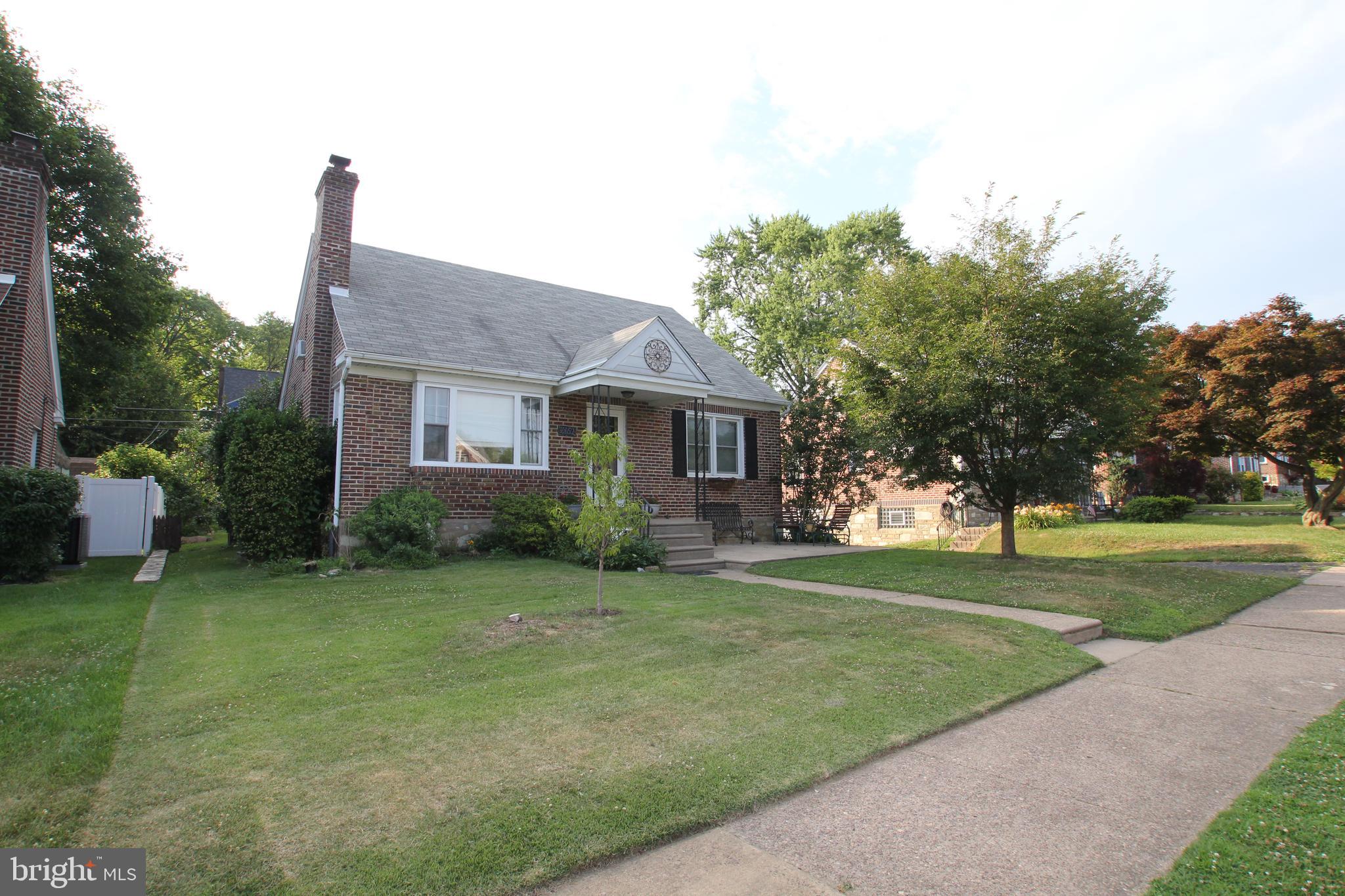 7352 Ryers Avenue Philadelphia, PA 19111 - Photo 1 of 21 Gallery Image 1
