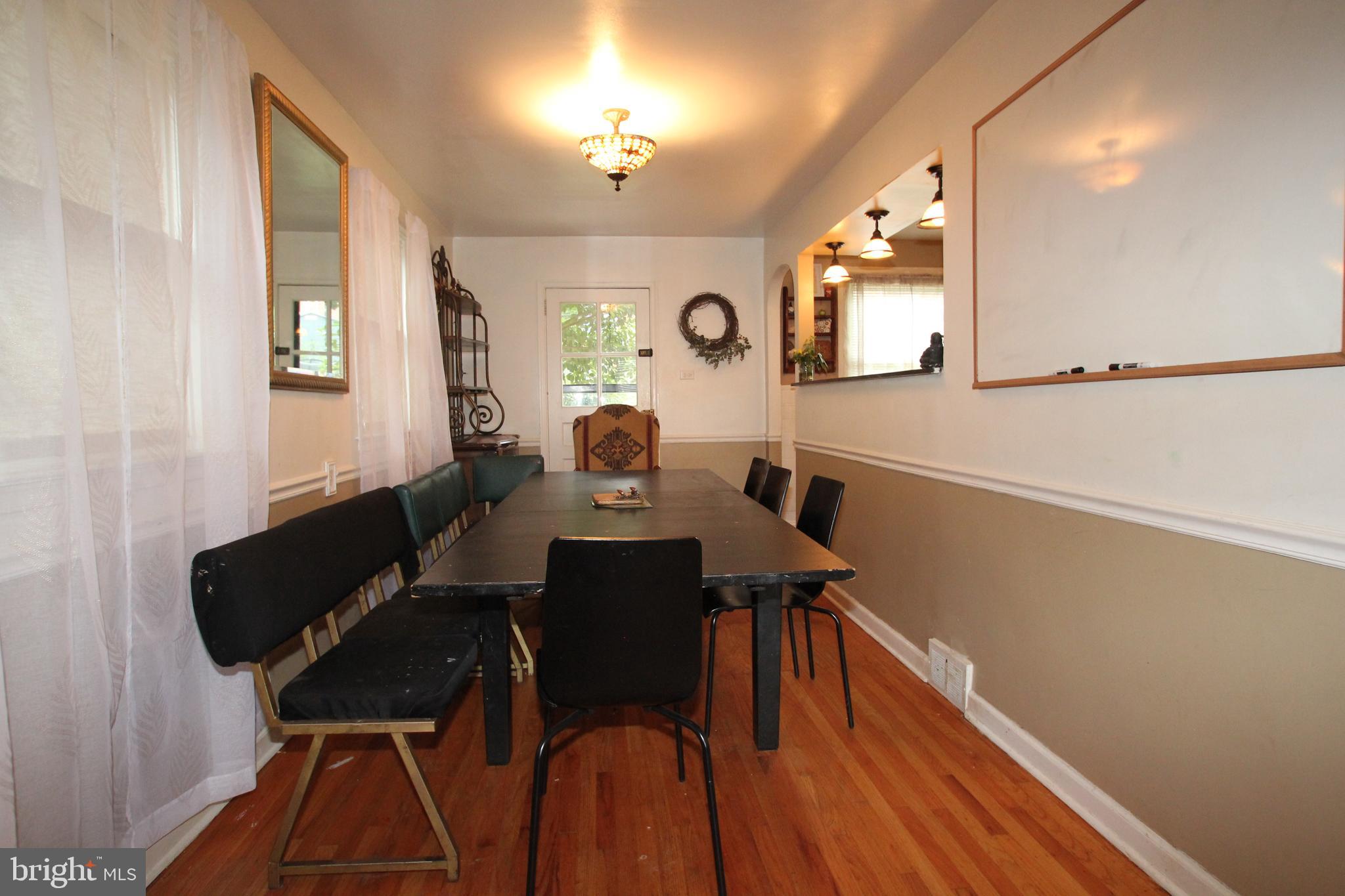 7352 Ryers Avenue Philadelphia, PA 19111 - Photo 5 of 21 Gallery Image 5