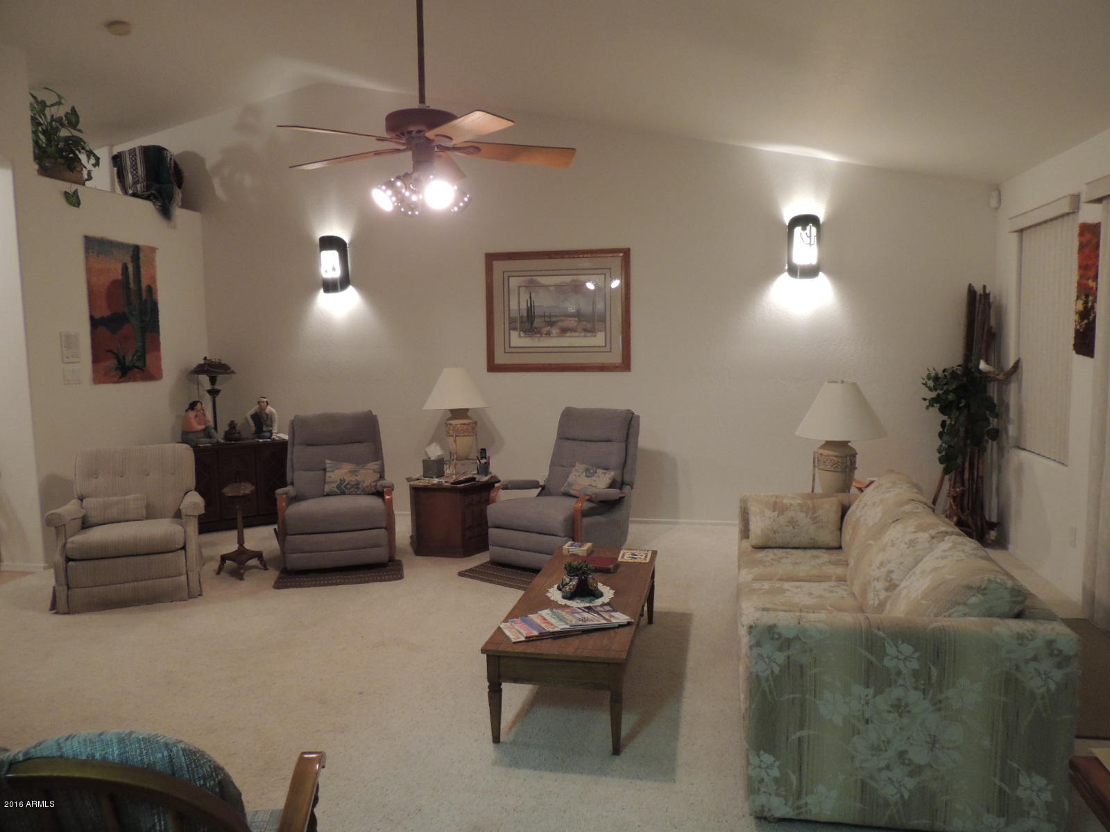 1069 North Cortez Road Apache Junction, AZ 85119 - Photo 7 of 25 Huge Great Room