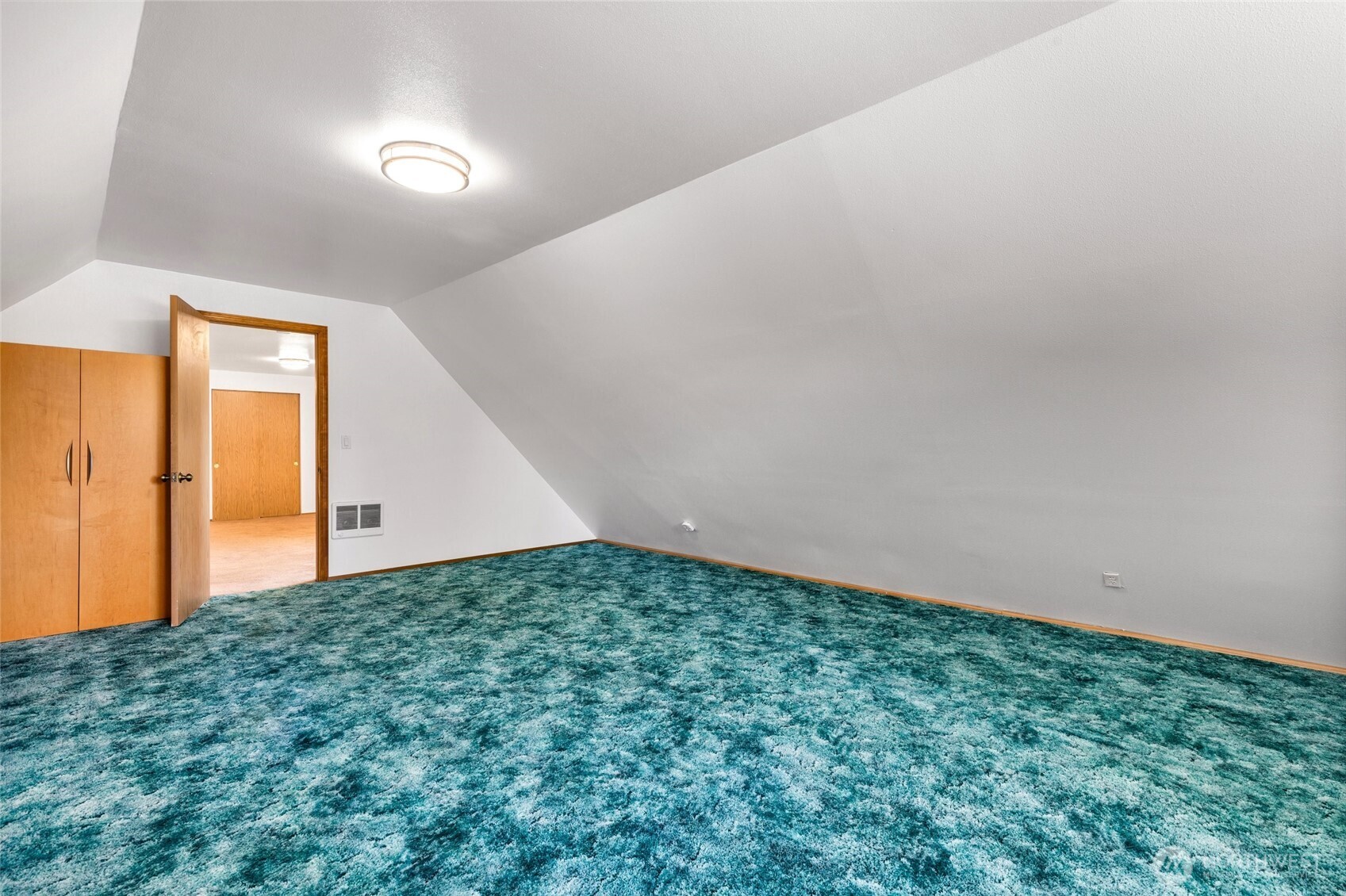122 Bellflower Road Bothell, WA 98012 - Photo 20 of 34