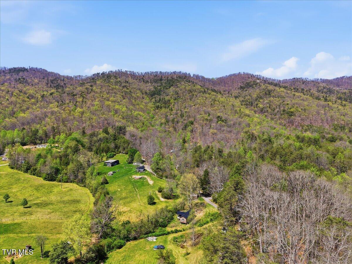 155 Barker Road Rogersville, TN 37857 - Photo 34 of 50 34-155_Barker_Rd_018