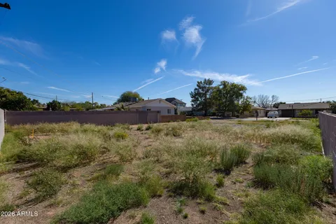 $775,000 | 4512 East Turney Avenue, Unit 129, Phoenix, AZ 85018