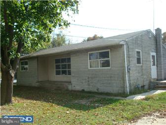 75 Clementon Road Berlin, NJ 08009 - Photo 1 of 9