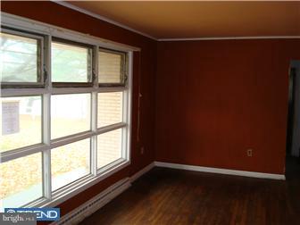 75 Clementon Road Berlin, NJ 08009 - Photo 2 of 9