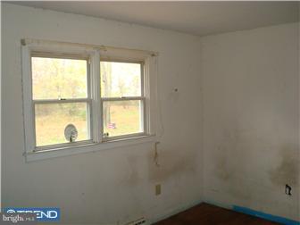 75 Clementon Road Berlin, NJ 08009 - Photo 7 of 9