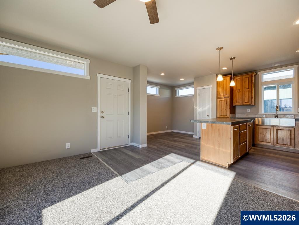 5636 Edith Way Klamath Falls, OR 97603 - Photo 7 of 23