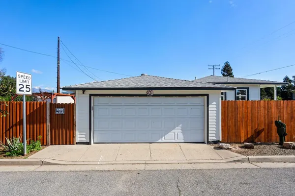 $750,000 | 385 Sunset Avenue, Oak View, CA 93022