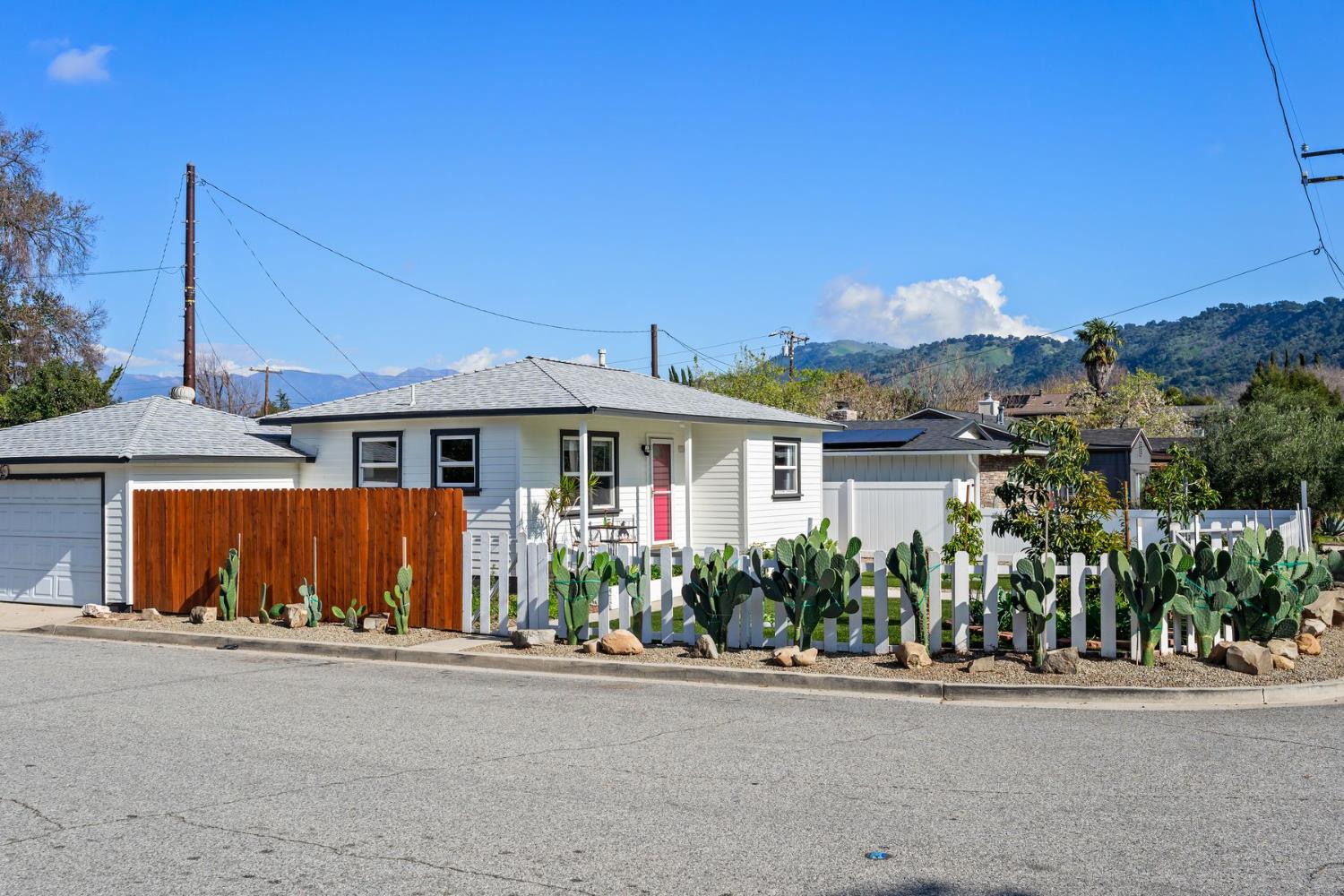 385 Sunset Avenue Oak View, CA 93022 - Photo 21 of 27 front view of a house with a street