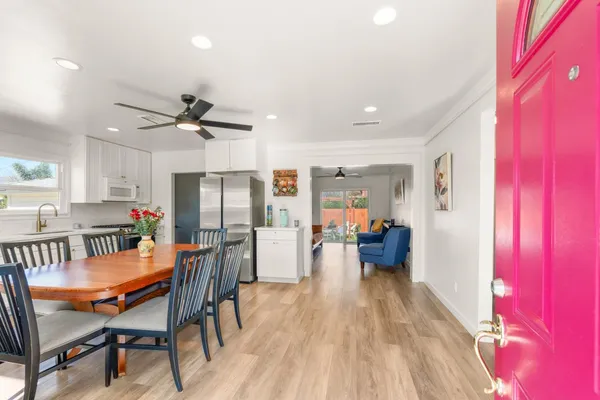 $750,000 | 385 Sunset Avenue, Oak View, CA 93022