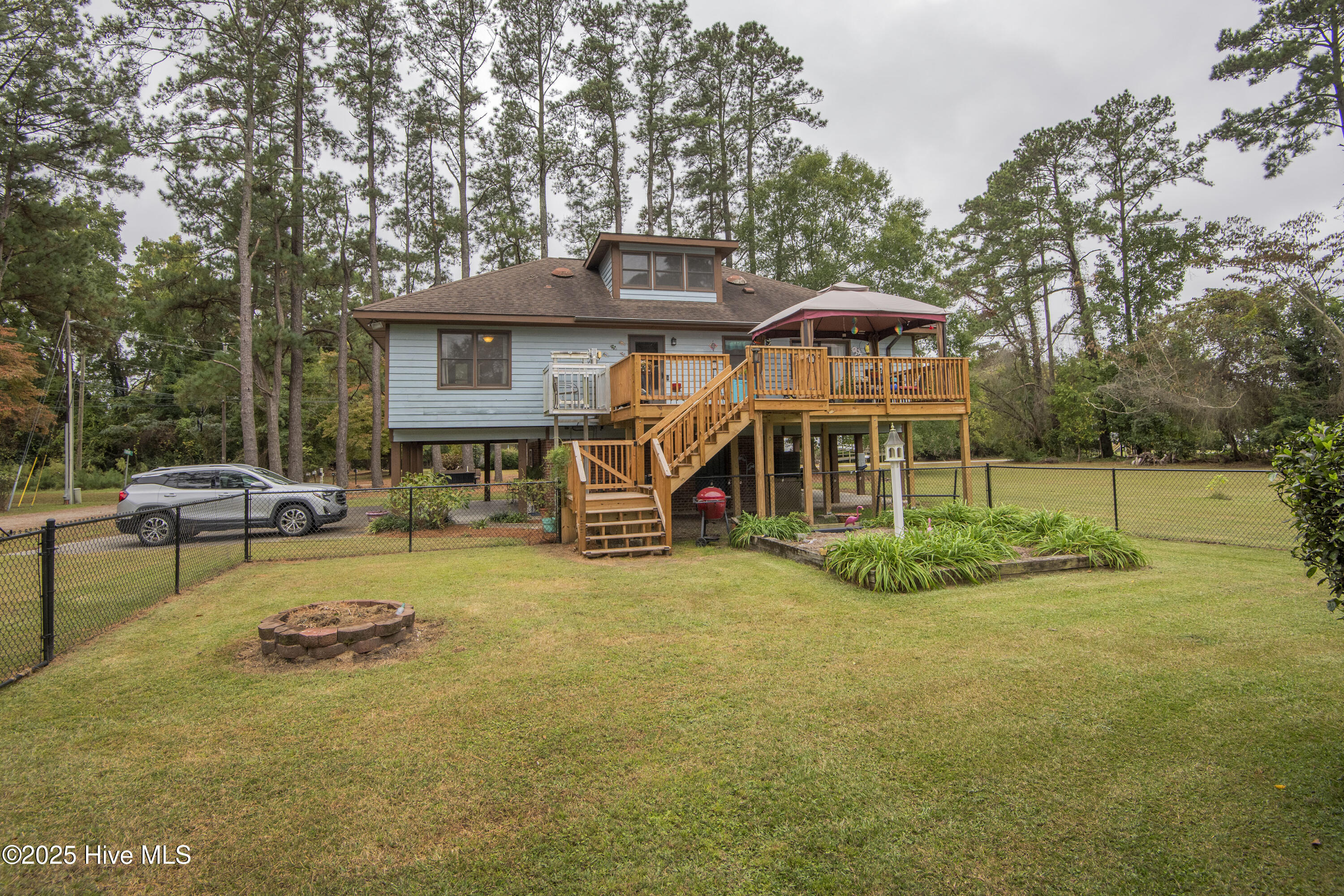 17 Fairwind Drive Chocowinity, NC 27817 - Photo 5 of 48 17-fairwinds-dr-3362