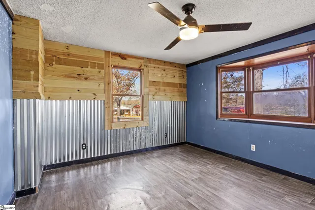 $399,900 | 186 Relax Street, Waterloo, SC 29384