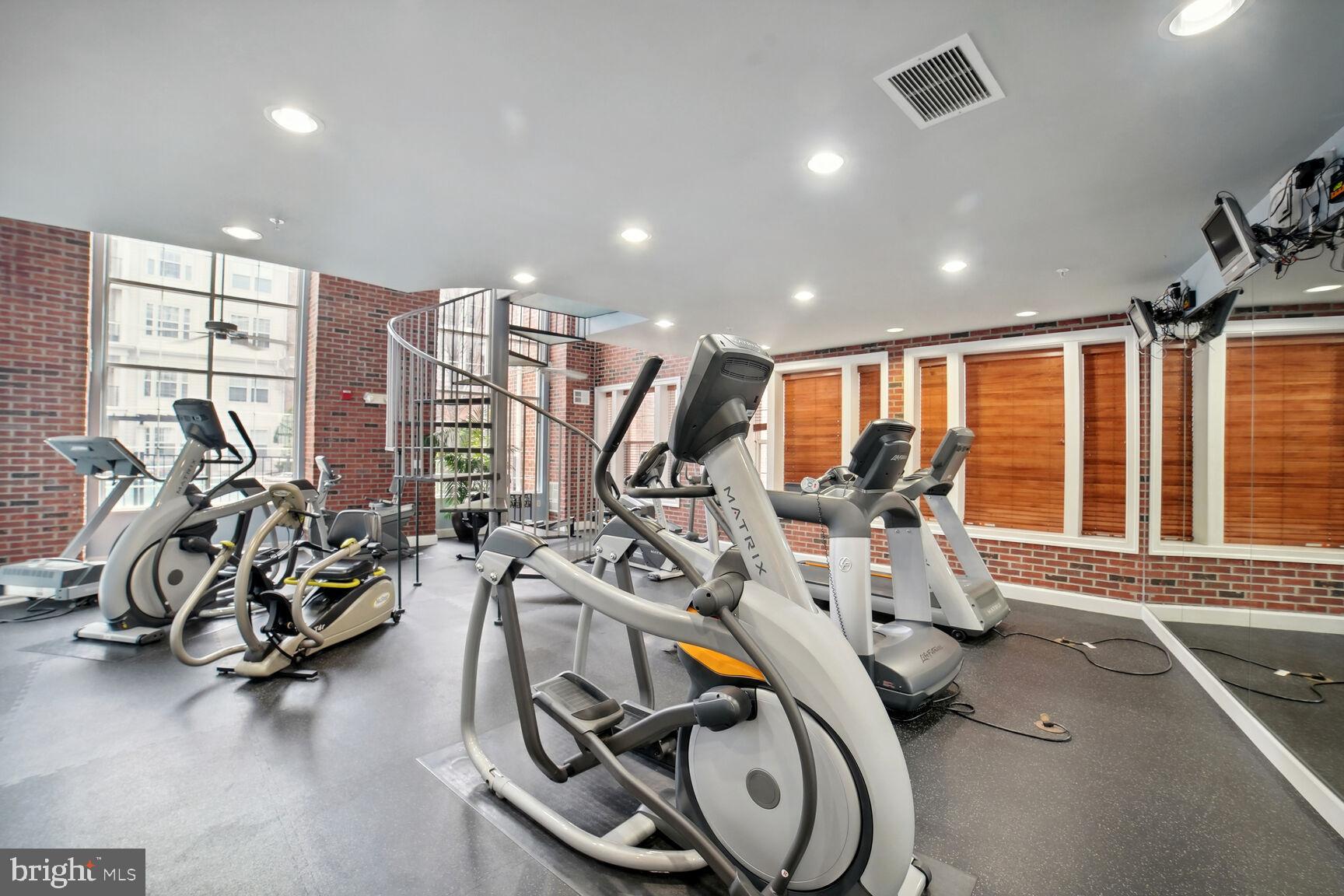 7 Booth Street, Unit 107 Gaithersburg, MD 20878 - Photo 27 of 41