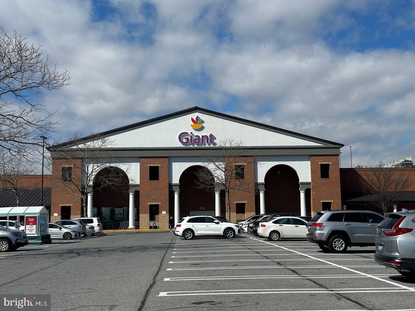 7 Booth Street, Unit 107 Gaithersburg, MD 20878 - Photo 40 of 41