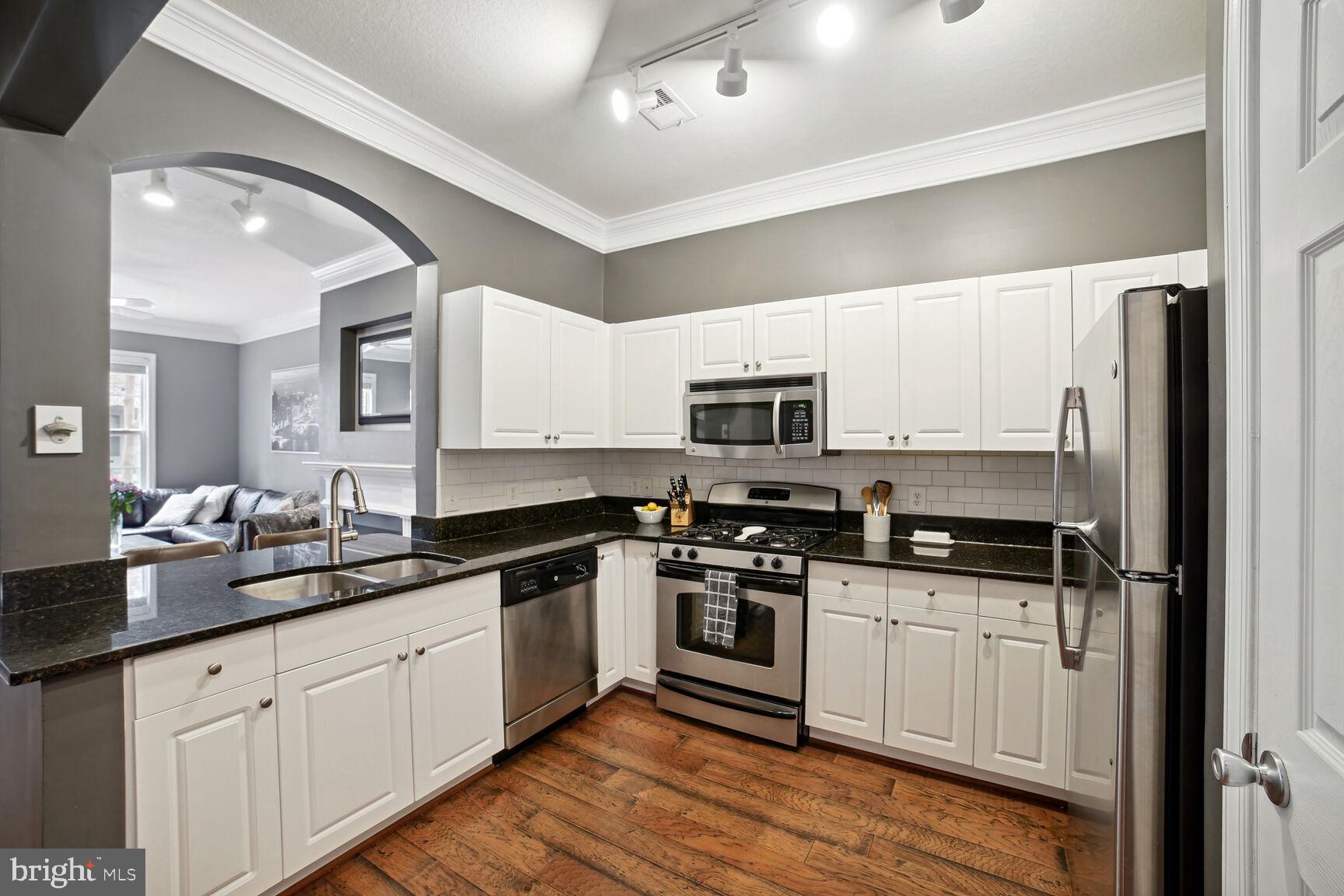 7 Booth Street, Unit 107 Gaithersburg, MD 20878 - Photo 6 of 41