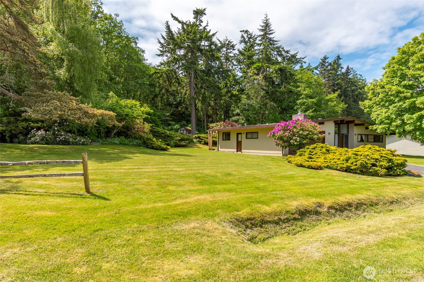 2423 Williams Road Oak Harbor, WA 98277 - Photo 31 of 40 Gallery Image 31