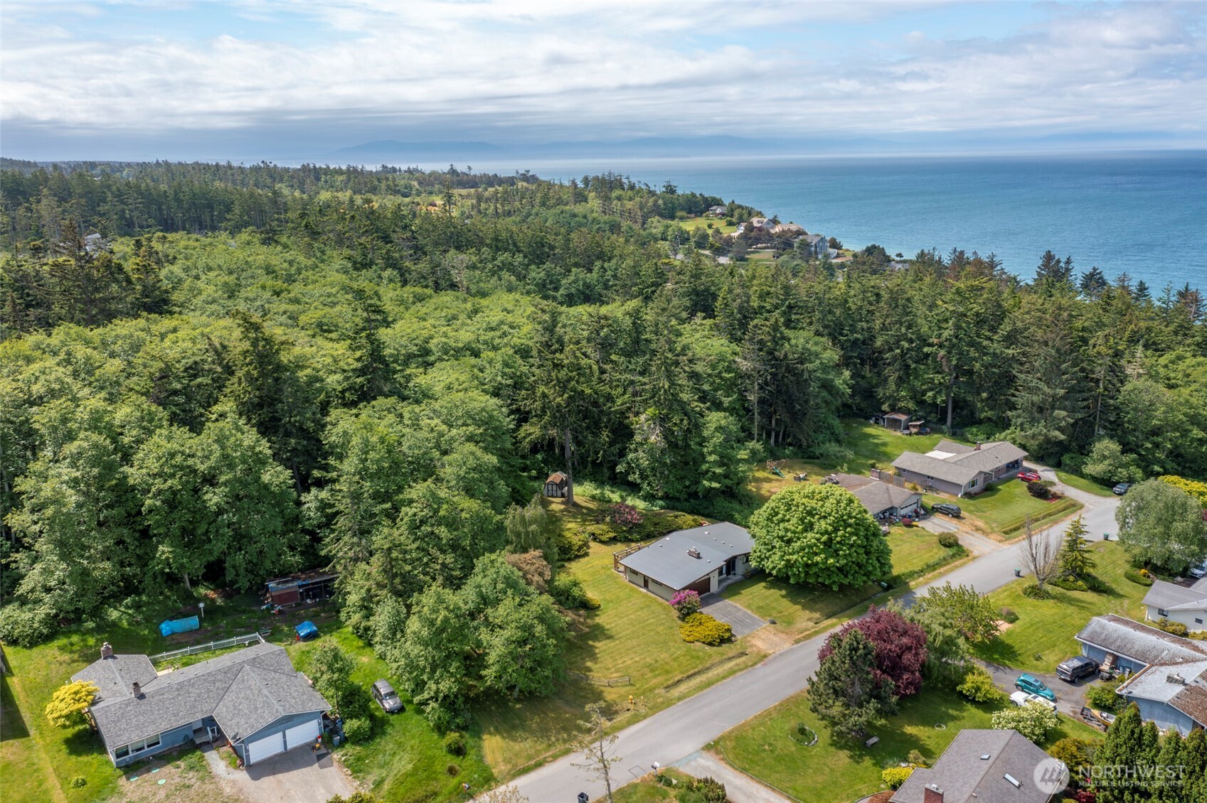 2423 Williams Road Oak Harbor, WA 98277 - Photo 38 of 40 Gallery Image 38