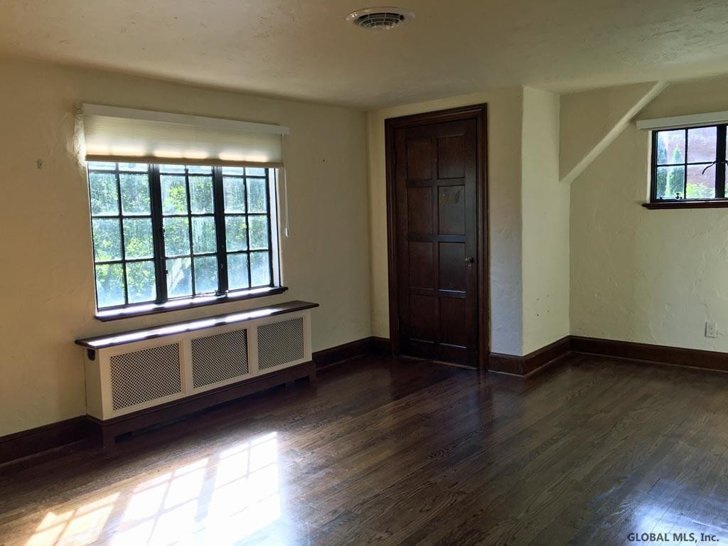 327 Loudon Road Colonie, NY 12211 - Photo 16 of 25 Photo 16