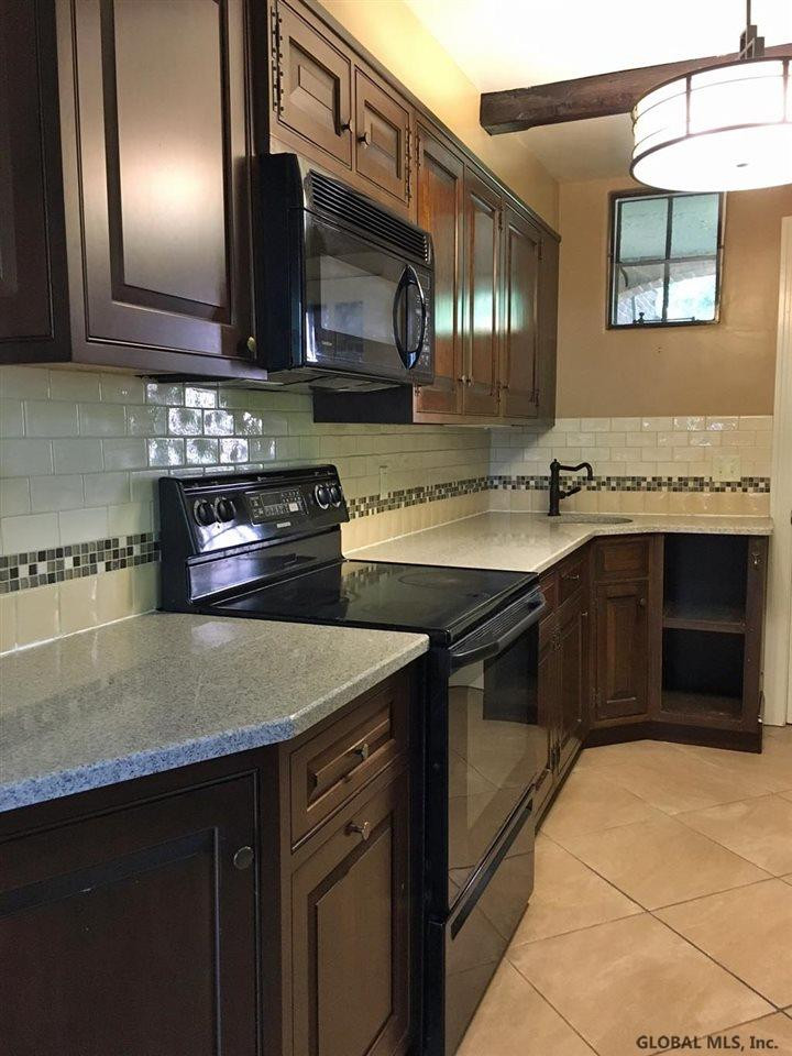 327 Loudon Road Colonie, NY 12211 - Photo 19 of 25 Photo 19
