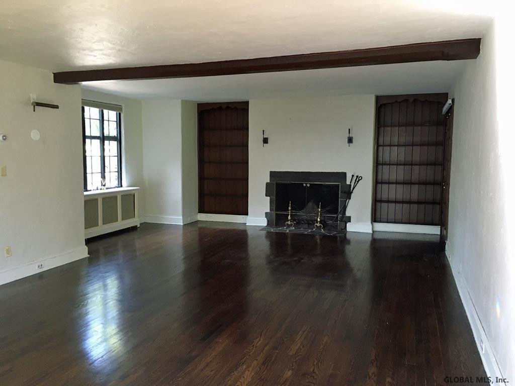 327 Loudon Road Colonie, NY 12211 - Photo 2 of 25 Photo 2