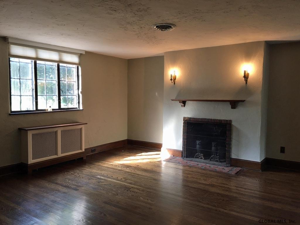 327 Loudon Road Colonie, NY 12211 - Photo 21 of 25 Photo 21