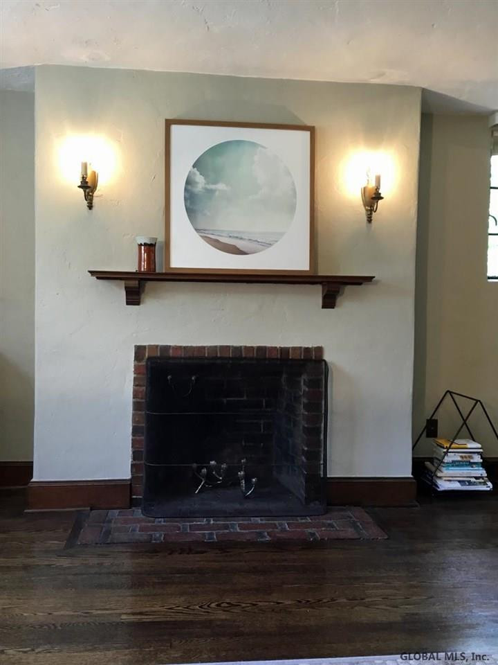 327 Loudon Road Colonie, NY 12211 - Photo 3 of 25 Photo 3