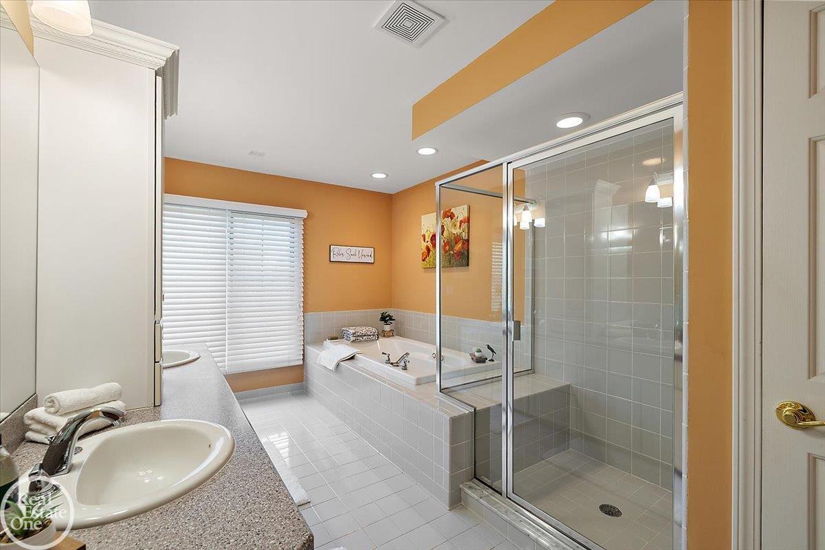 63815 Inverness, Unit #53 Washington, MI 48095 - Photo 43 of 71